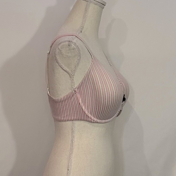 Victoria’s Secret Bra - Picture 3 of 5